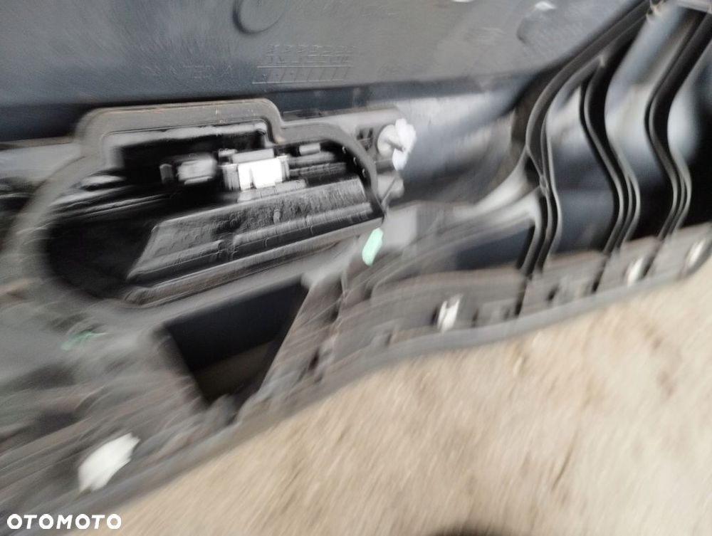 Blenda klapy bagażnika Ford S-max MK2 EM2B-R423A40-PIA1 - 6