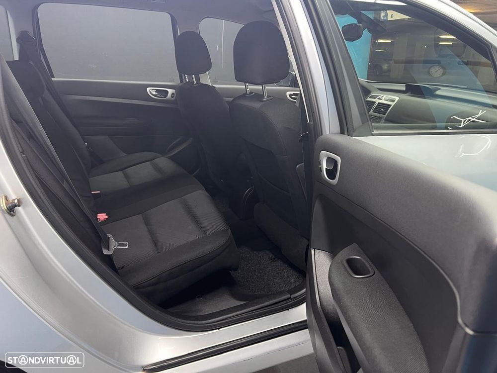 Peugeot 307 Break 1.6 HDi XS Premium - 4