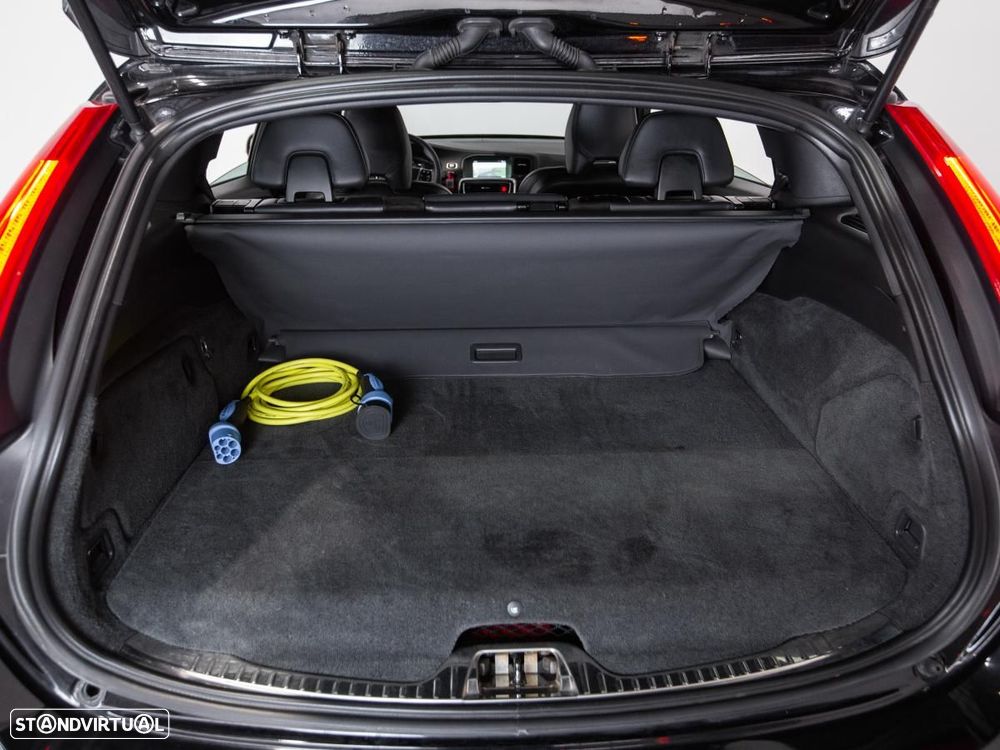 Volvo V60 D6 Twin Engine Geartronic RDesign - 12