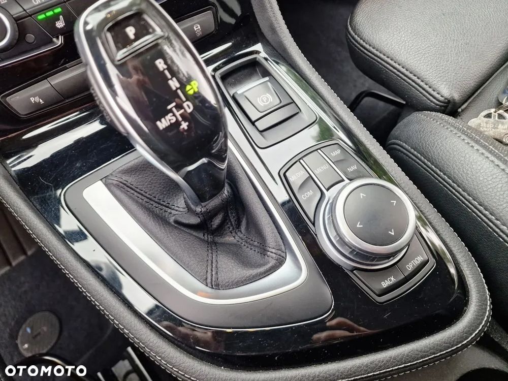BMW Seria 2 - 36