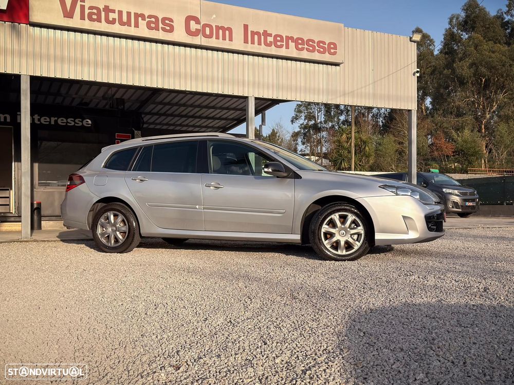 Renault Laguna Break 2.0 dCi GT 4Control - 7