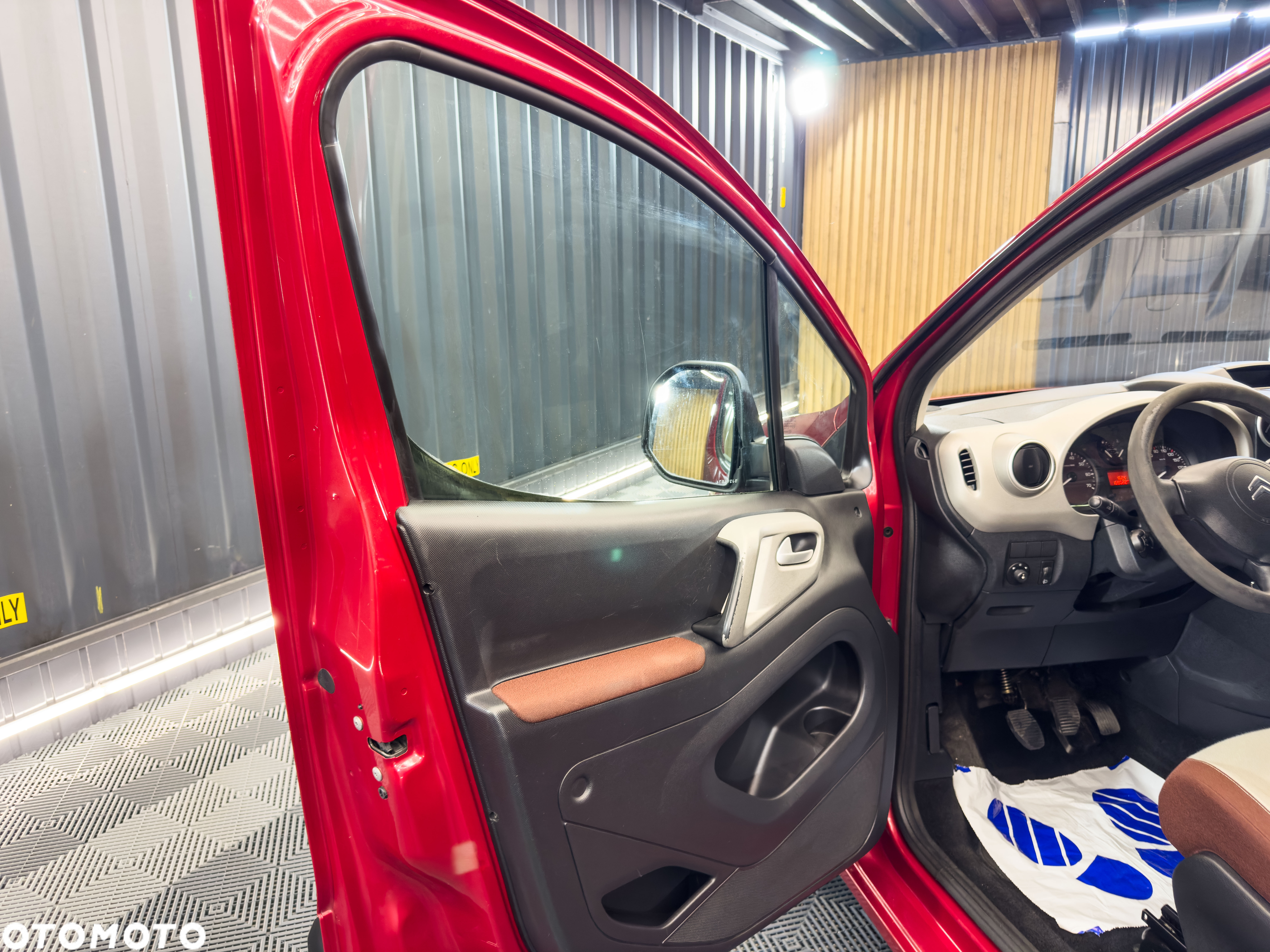 Citroën Berlingo 1.6 HDi 90 FAP CoolTech - 25