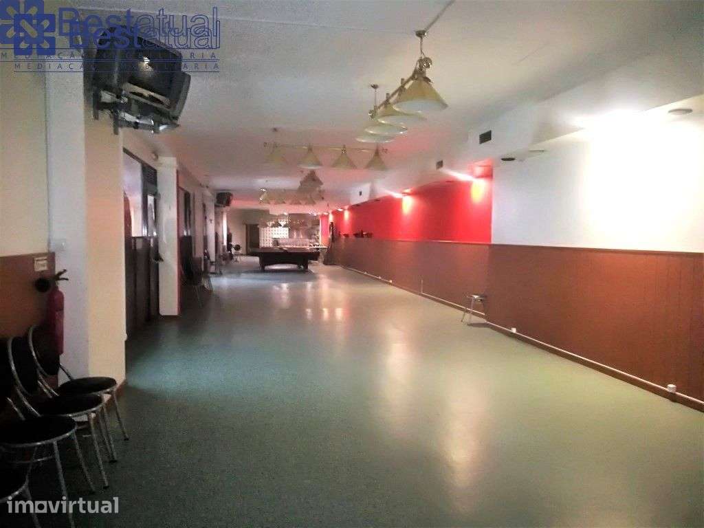 Café-Snack-Bar-300 m2-C/Possib. de Permuta-Marquês Sá da Bandeira - Grande imagem: 2/15