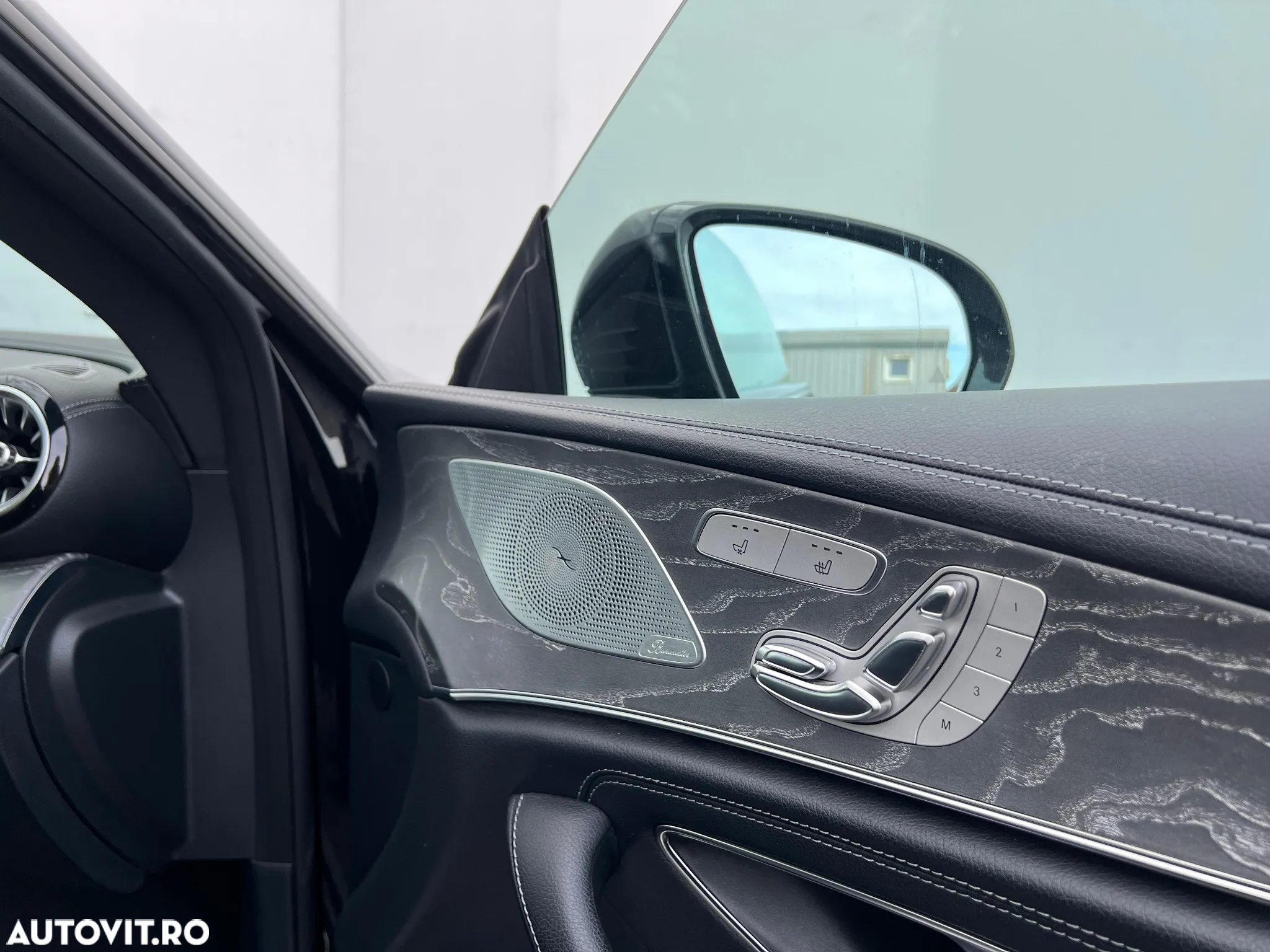 Mercedes-Benz CLS 400 d 4MATIC Aut - 28