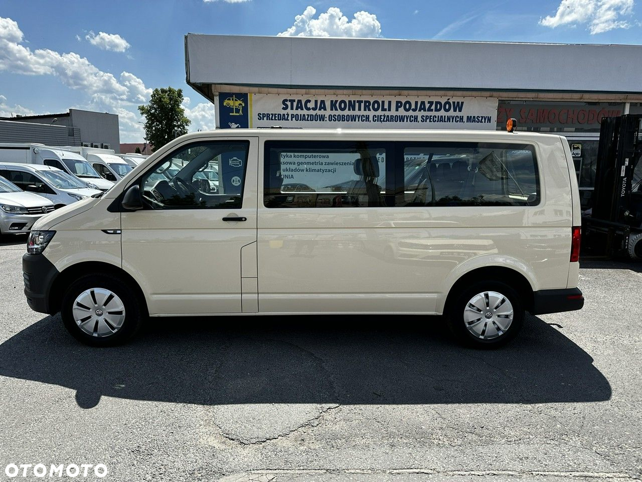 Volkswagen Caravelle 6.1 2.0 TDI L2 Highline DSG - 4