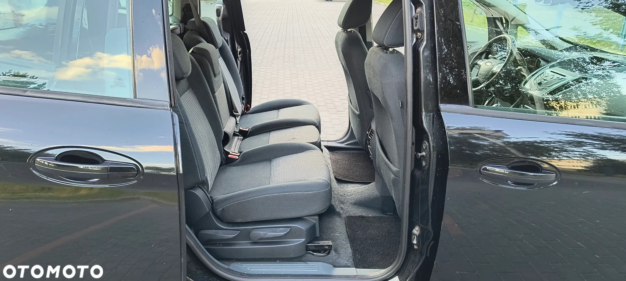 Ford Grand C-MAX 1.6 TDCi Titanium - 17