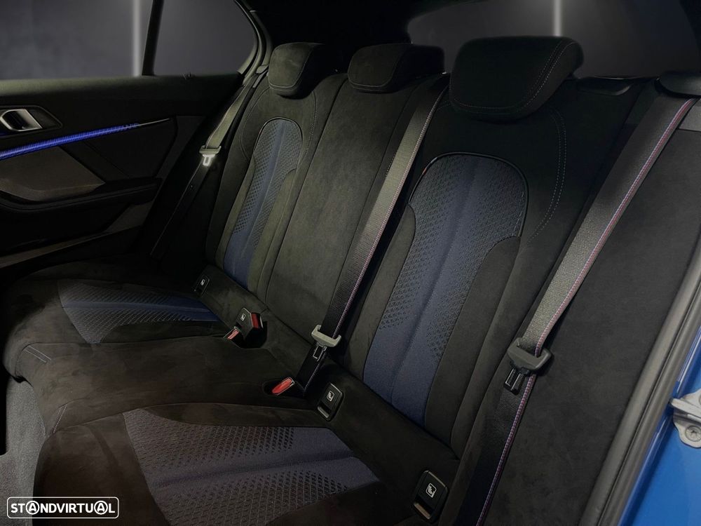 BMW M135i xDrive Pack Color Vision - 37