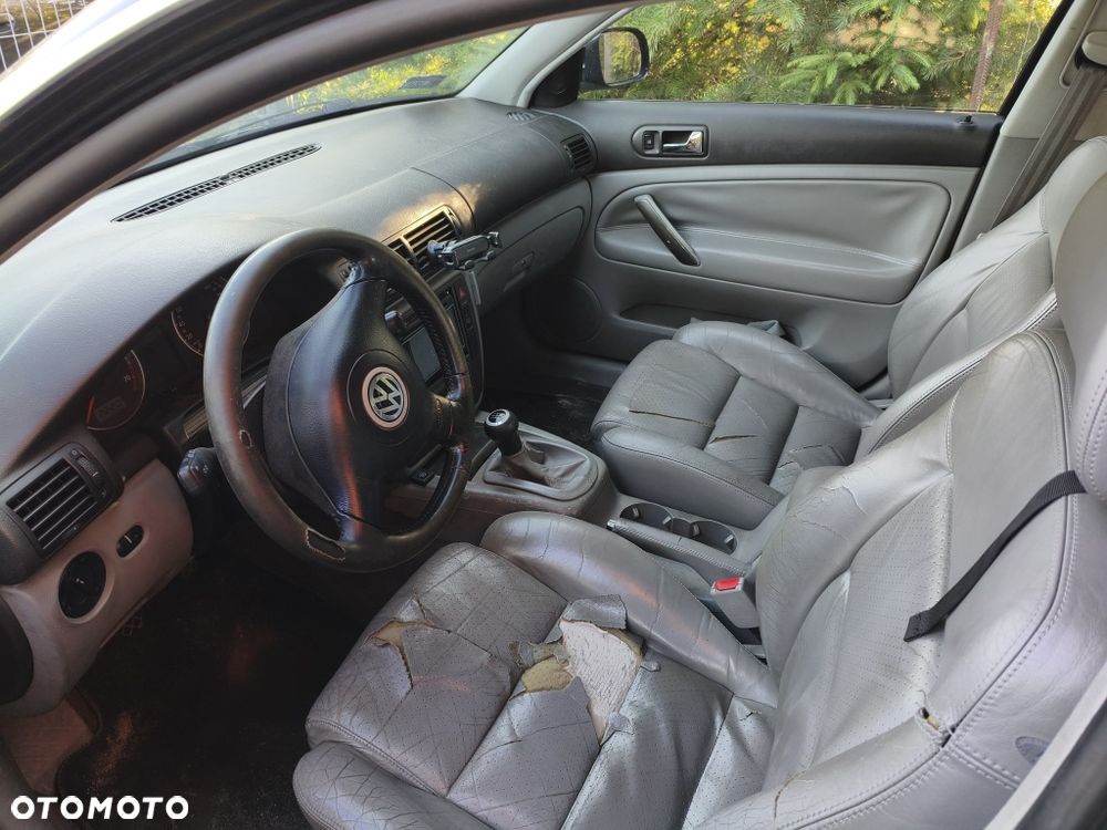 Volkswagen Passat - 3
