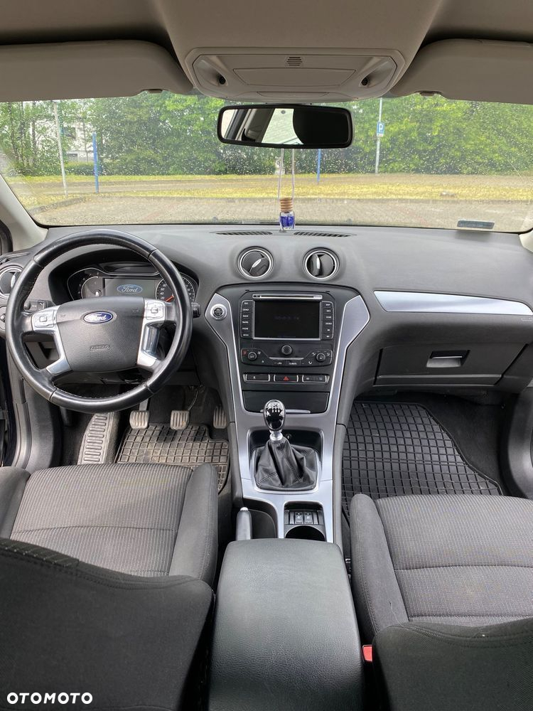 Ford Mondeo 1.6 T Titanium - 11