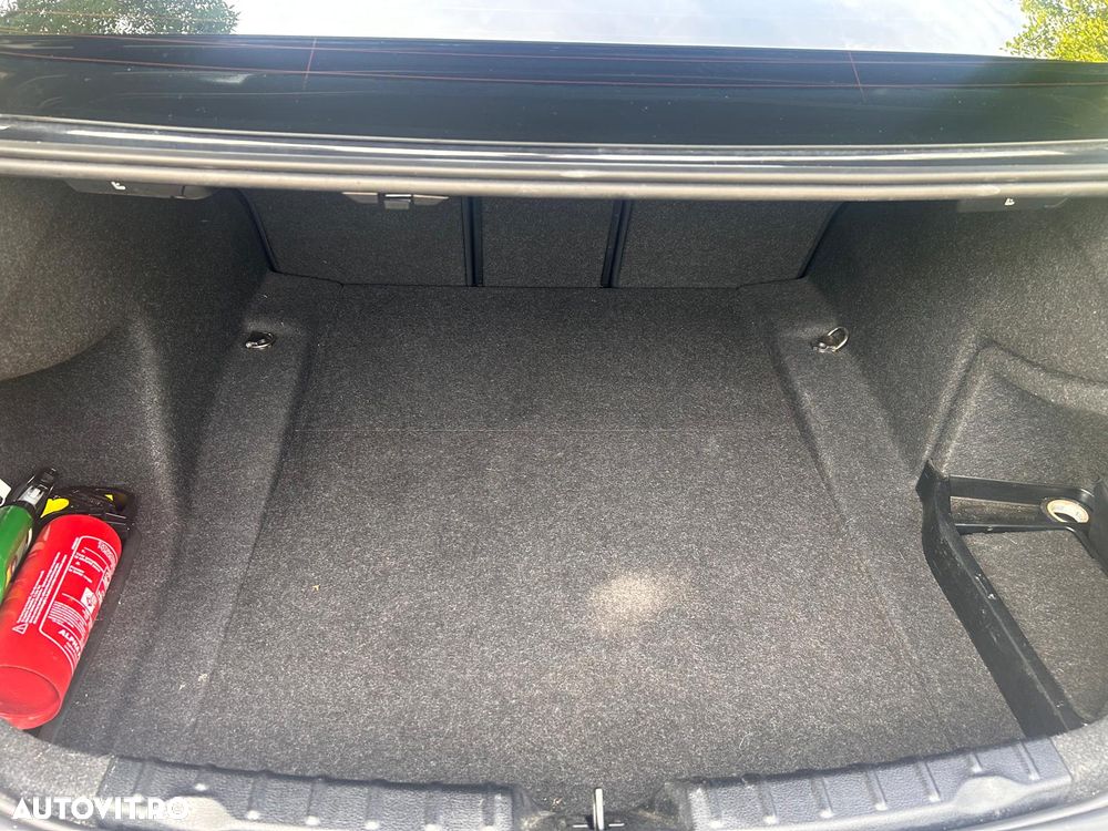 BMW Seria 3 - 26