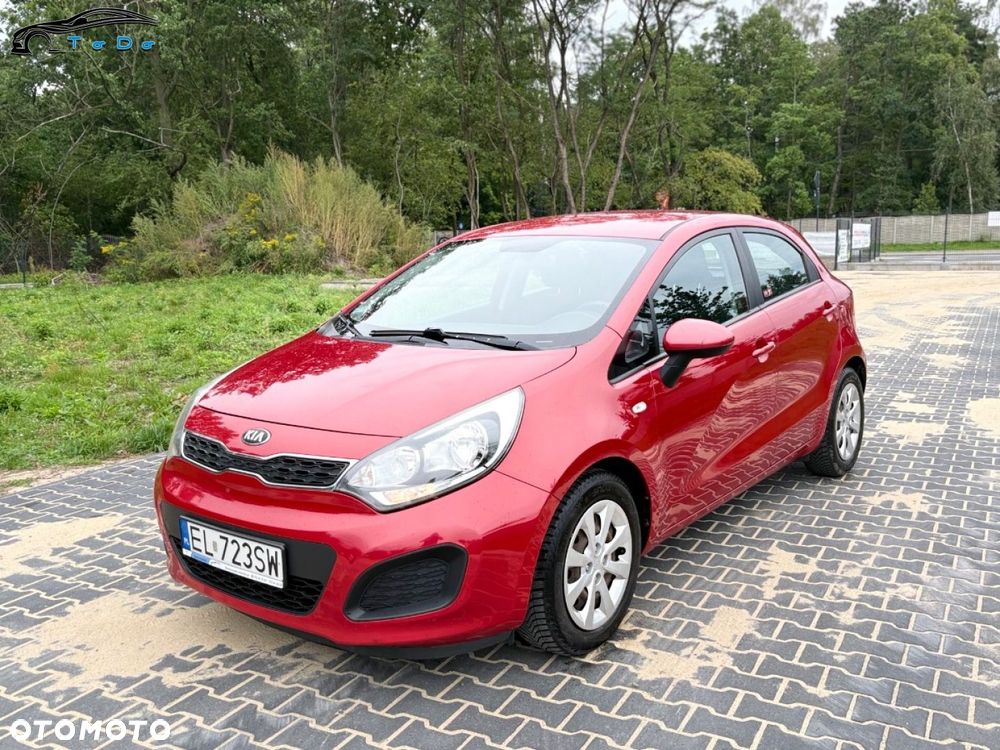 Kia Rio - 10