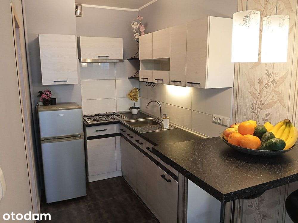 Sikornik sprzedam dwa pokoje z balkonem do zamiesz