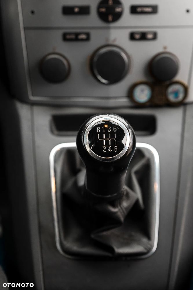 Opel Zafira 1.9 CDTI Cosmo - 21