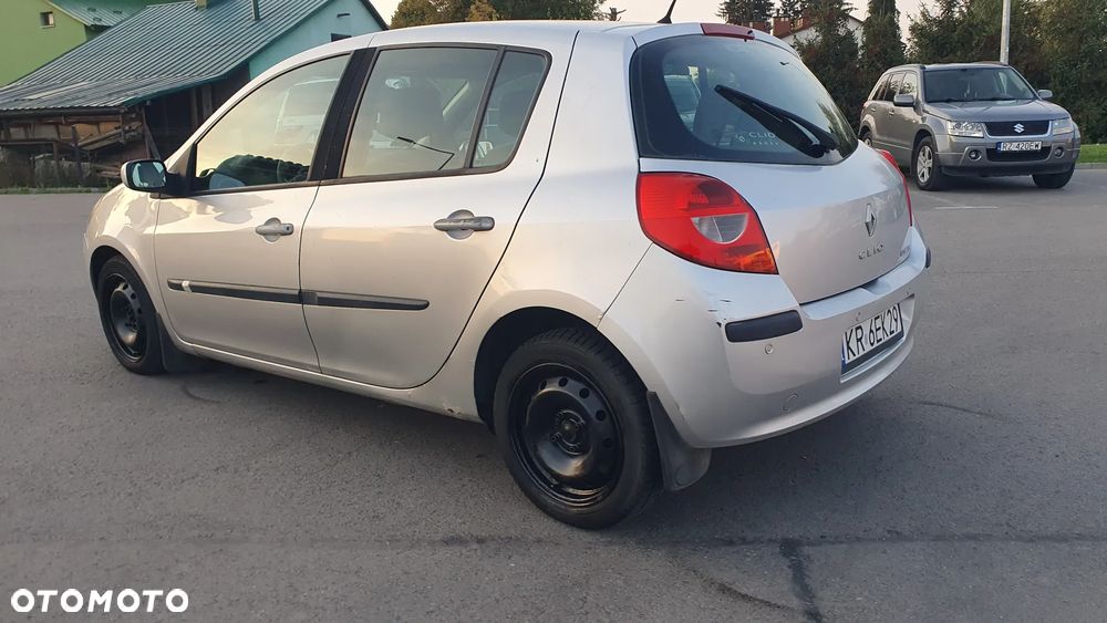 Renault Clio - 3