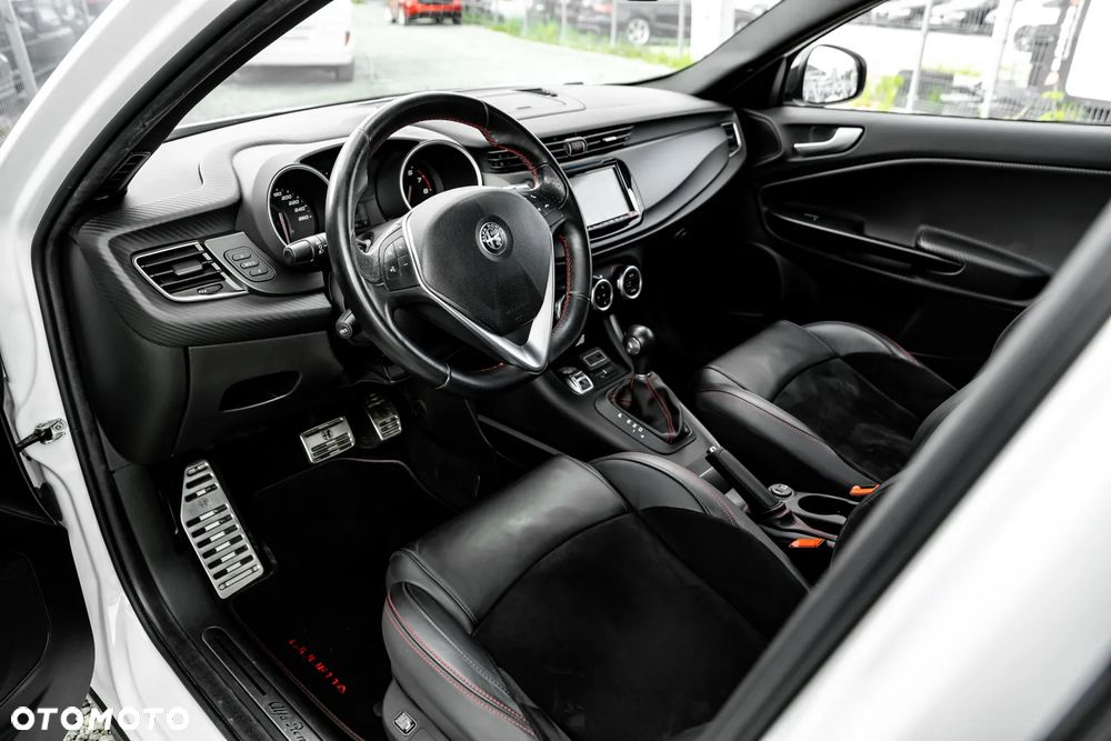 Alfa Romeo Giulietta 1.8 TBi 16V TCT Veloce - 18