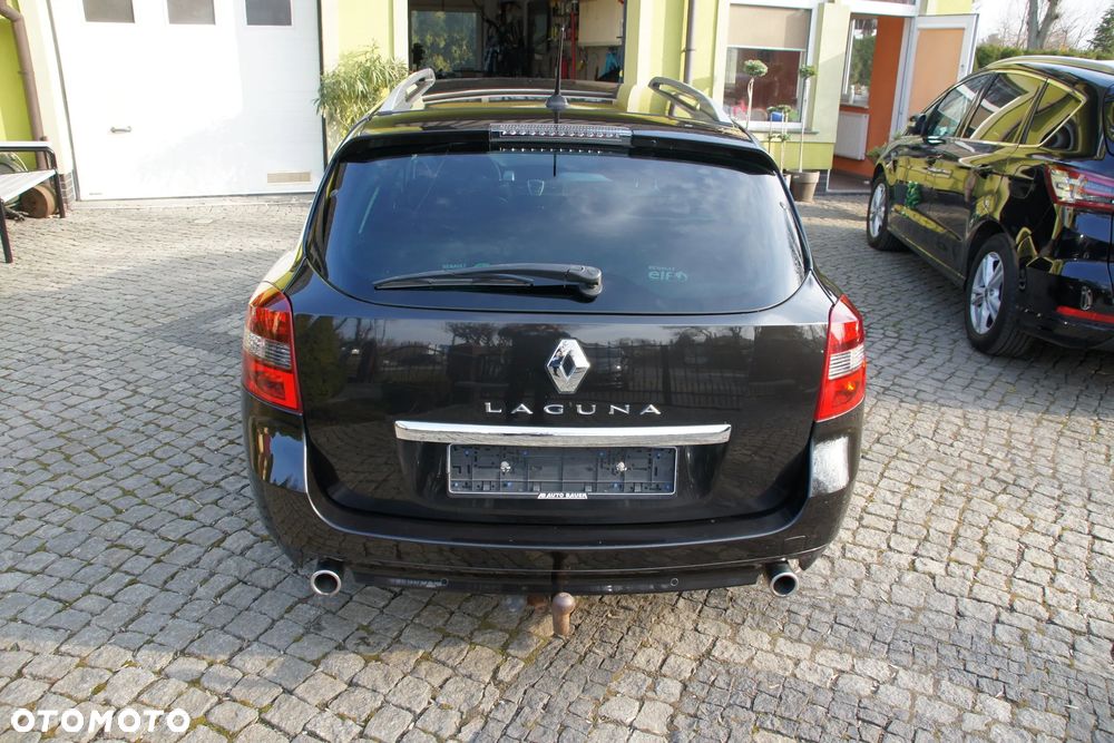 Renault Laguna dCi 150 FAP GT - 28