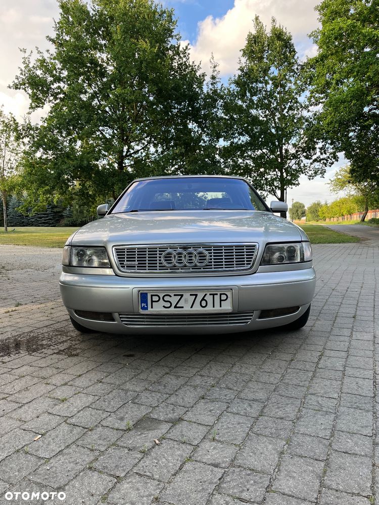 Audi A8 - 2