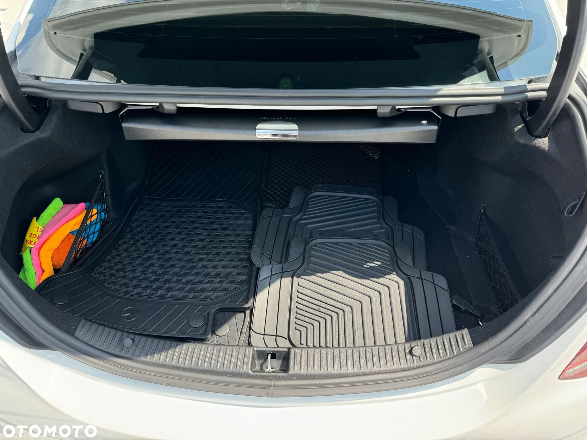 Mercedes-Benz Klasa C 300 4Matic 9G-TRONIC AMG Line - 26