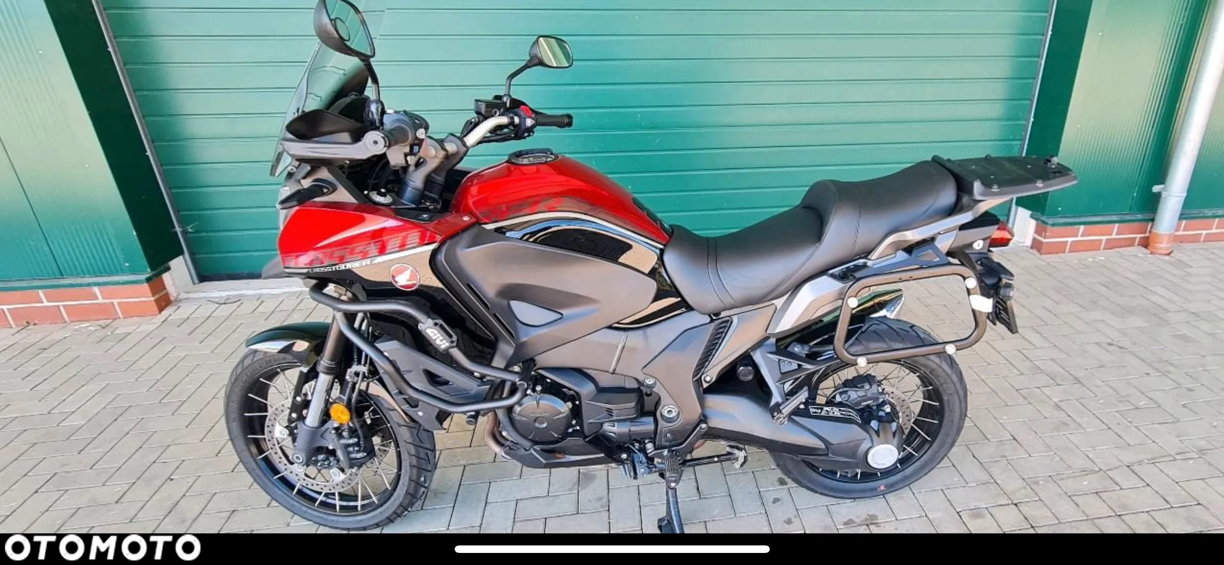 Honda VFR - 2
