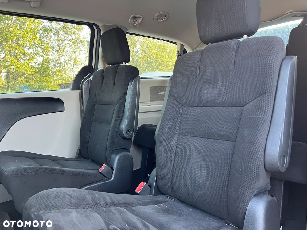 Dodge Grand Caravan 3.6 Express - 15