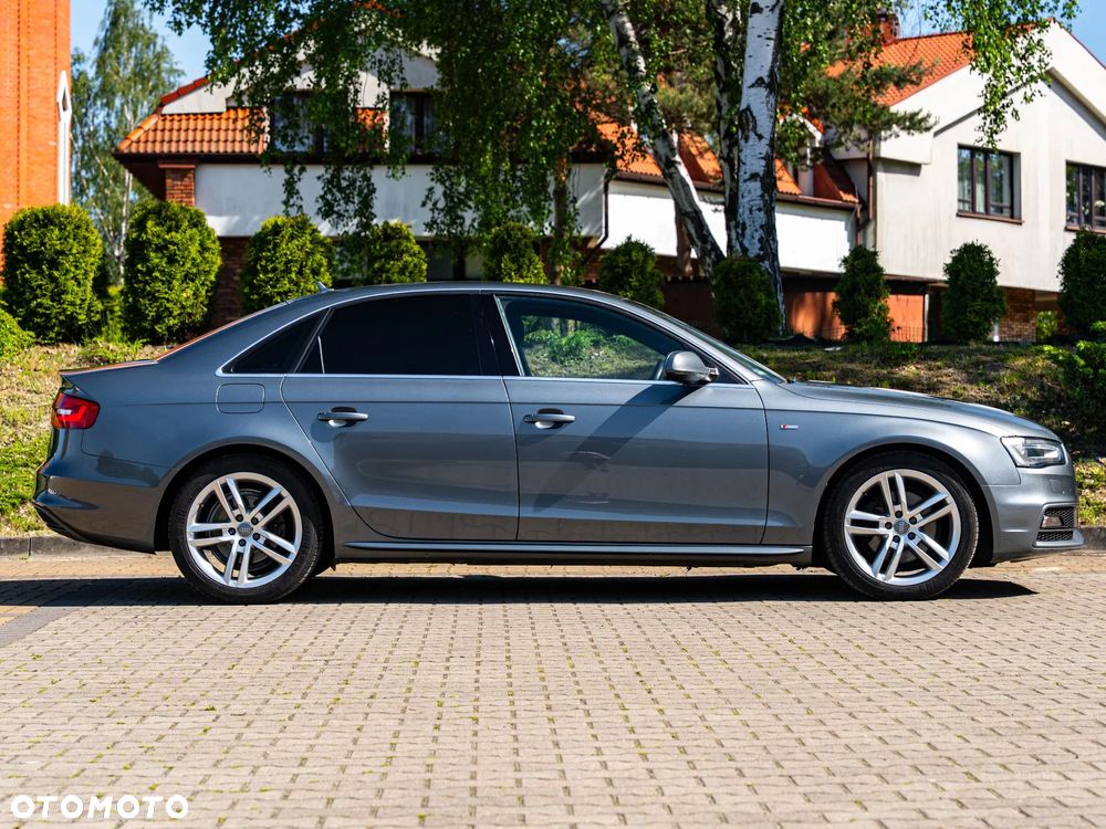 Audi A4 Limousine - 9