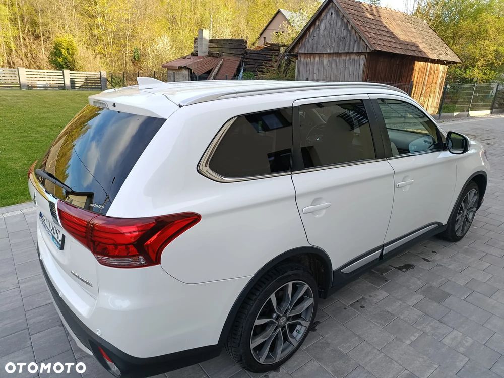 Mitsubishi Outlander 2.0 4WD CVT Diamant Edition+ - 5