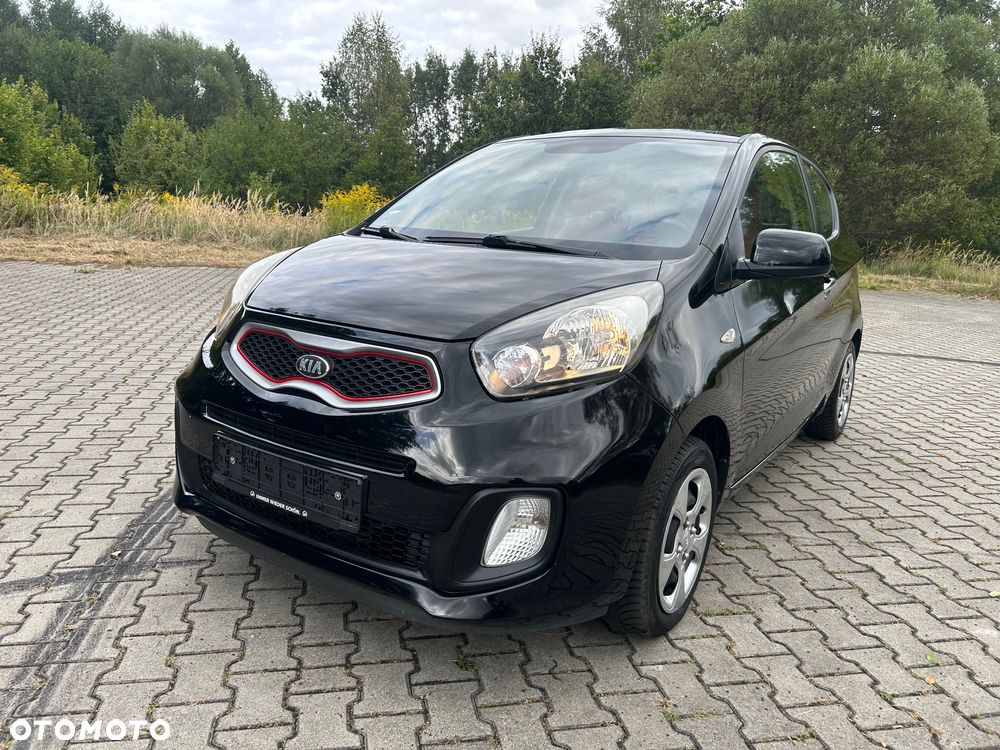 Kia Picanto 1.0 Fifa World Cup Edition - 1