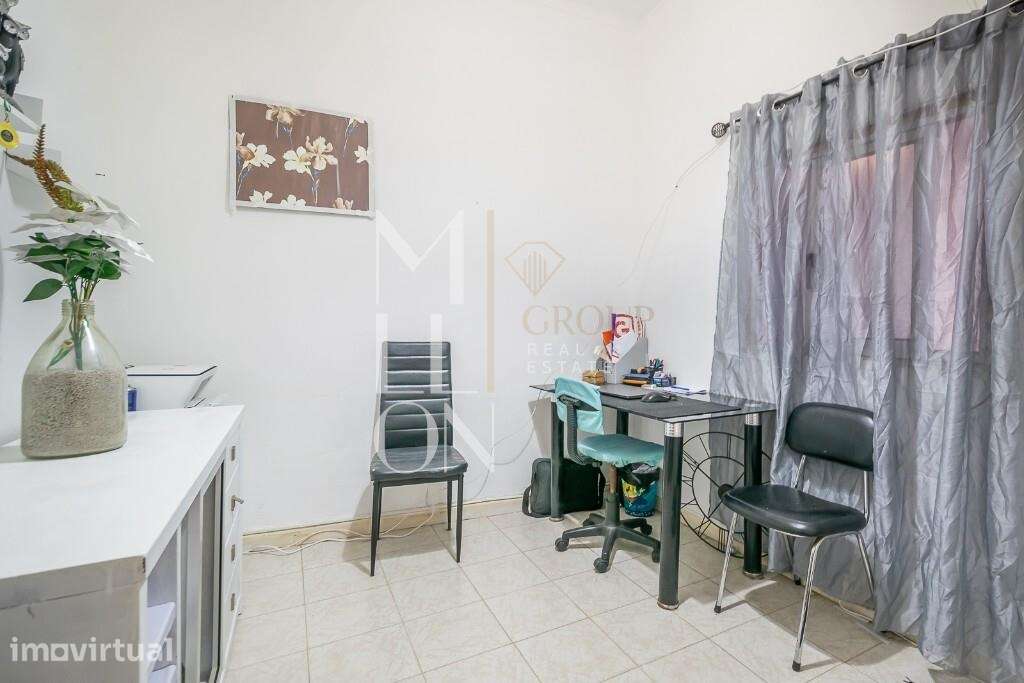 Prédio para Investimento no Centro de Alvor - Grande imagem: 2/24