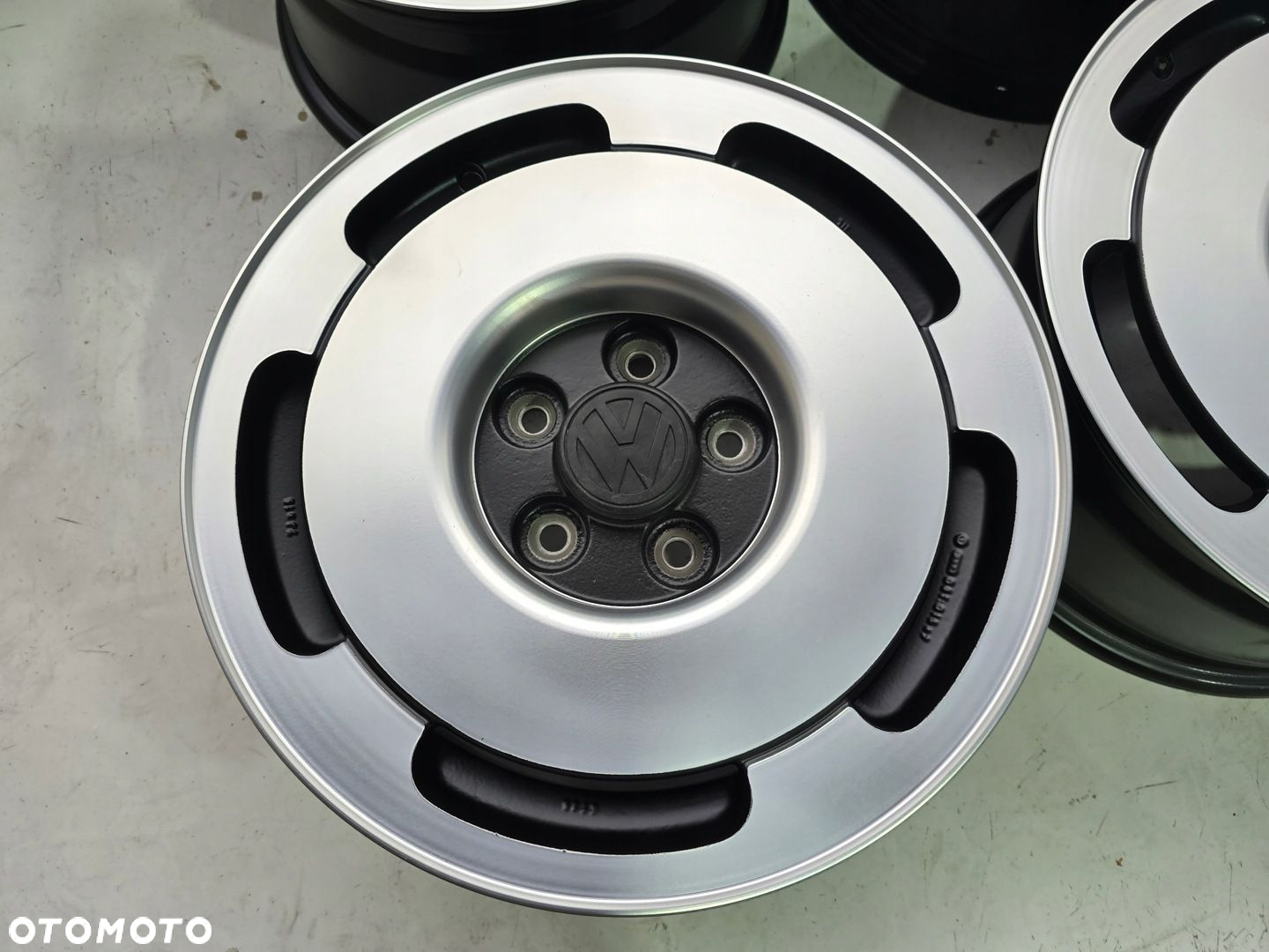 VW T4 ALLSTAR MULTIVAN CARAVELLE 5x112 15 IS35 - 4