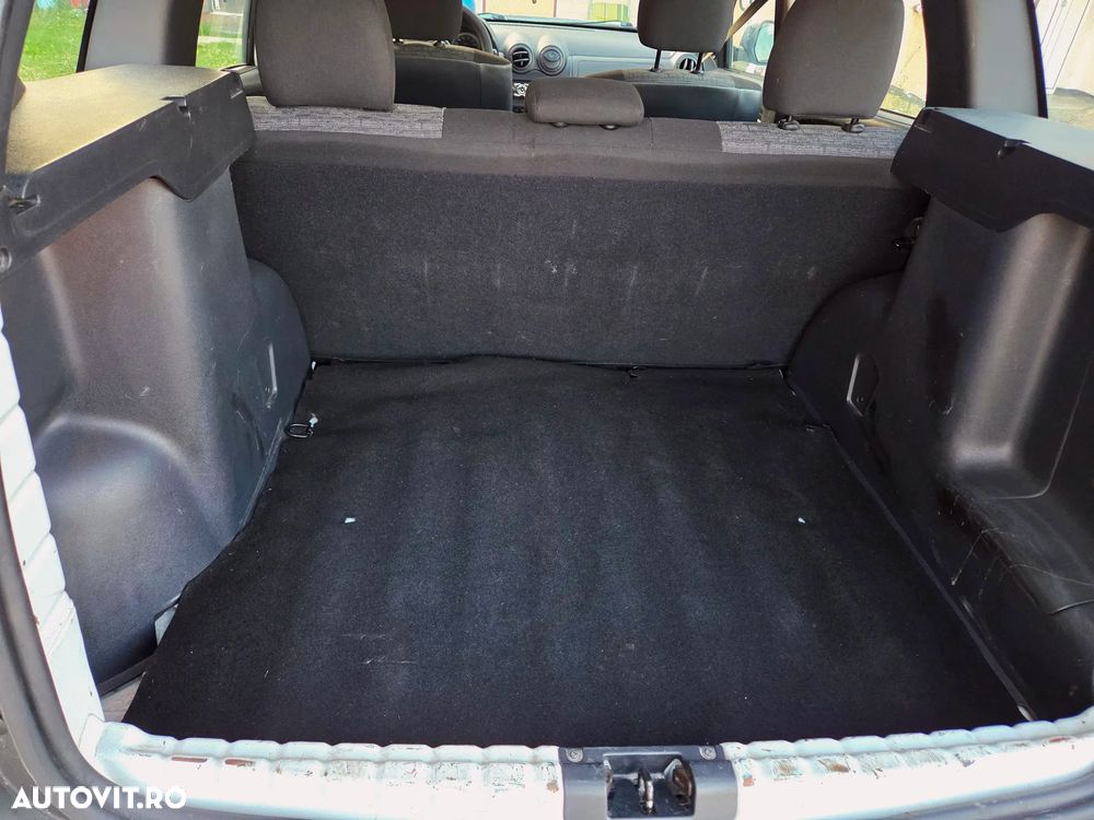 Dacia Duster 1.6 4x2 Ambiance - 10