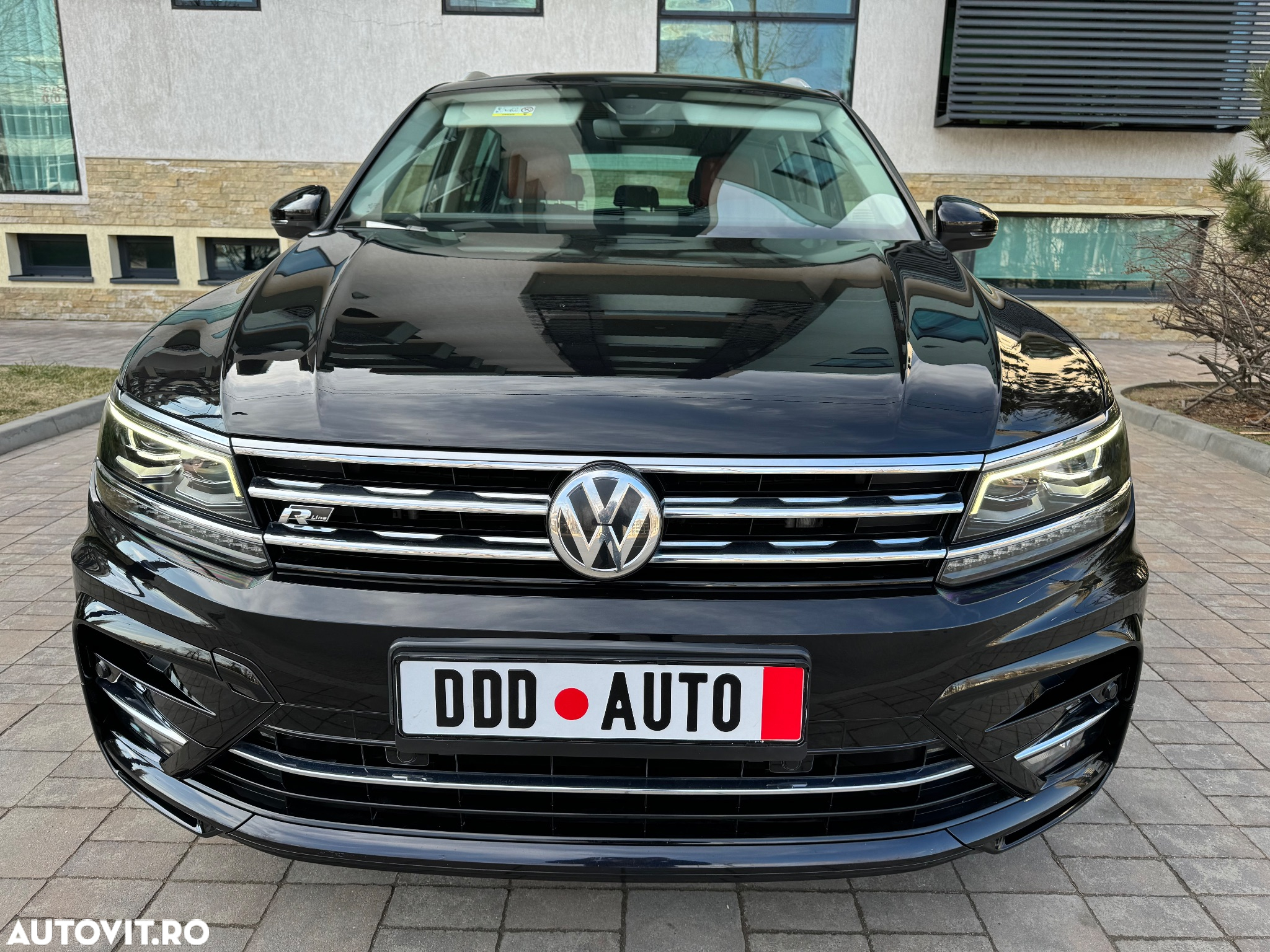 Volkswagen Tiguan 2.0 TDI 4Mot DSG Highline - 13