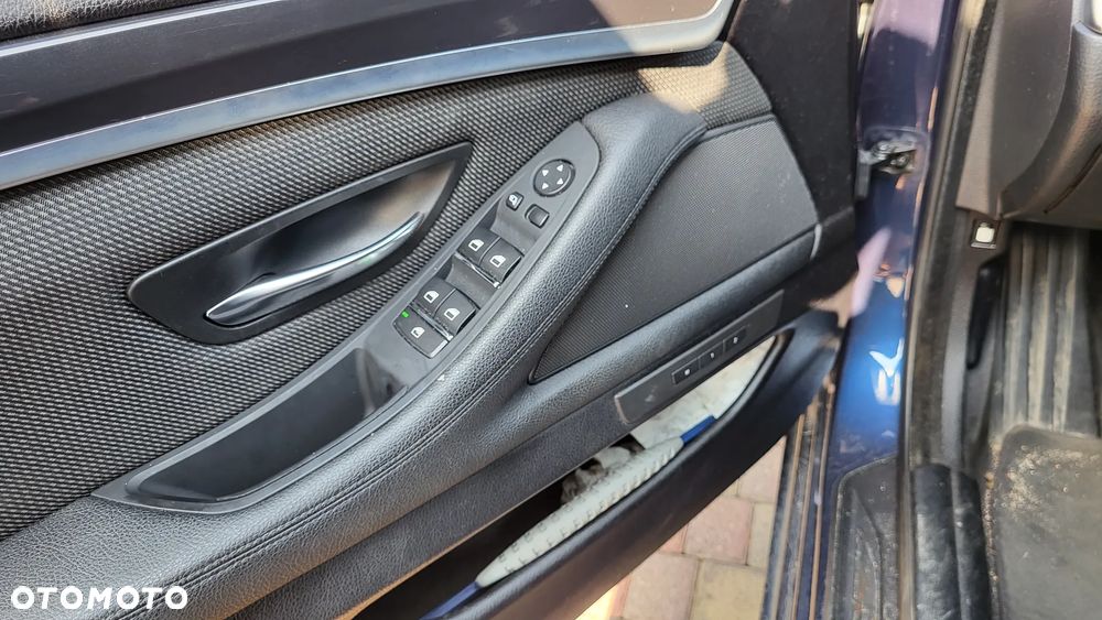 BMW Seria 5 520d - 5