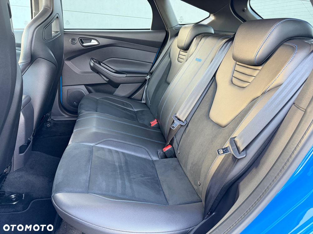 Ford Focus 2.3 EcoBoost RS - 13