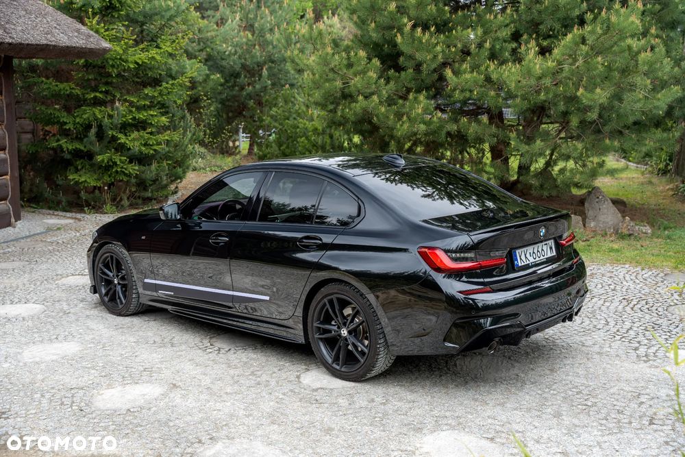 BMW Seria 3 320d xDrive M Sport sport - 3