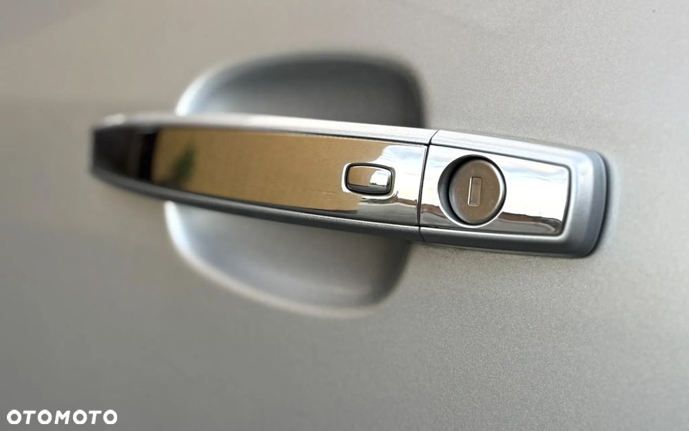 Opel Insignia 2.0 CDTI Cosmo S&S - 32