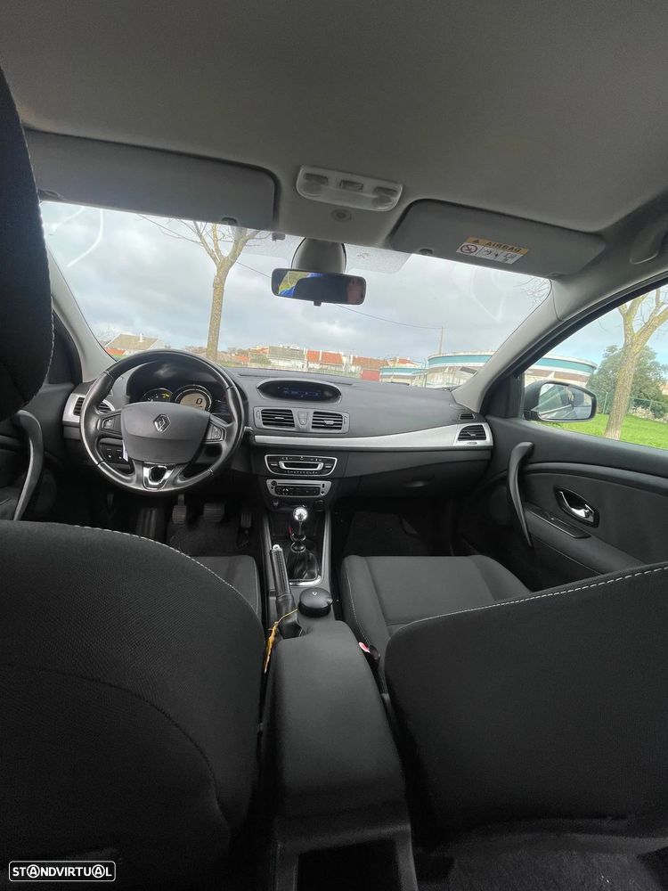 Renault Mégane Sport Tourer 1.5 dCi Dynamique S SS - 8