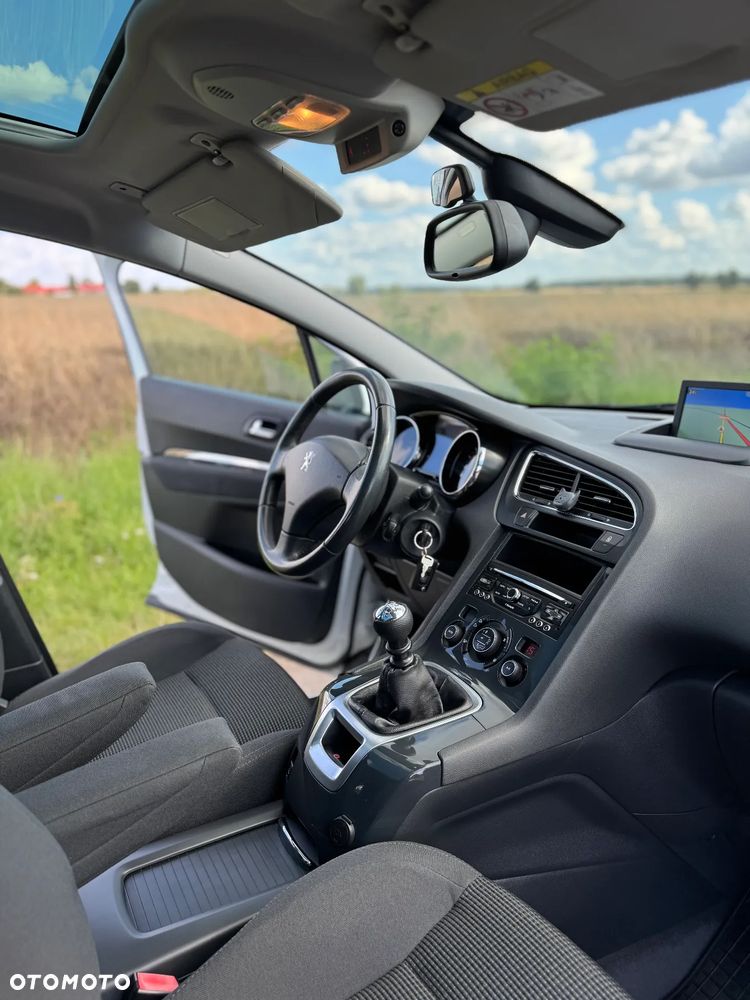 Peugeot 5008 2.0 HDi Allure - 24