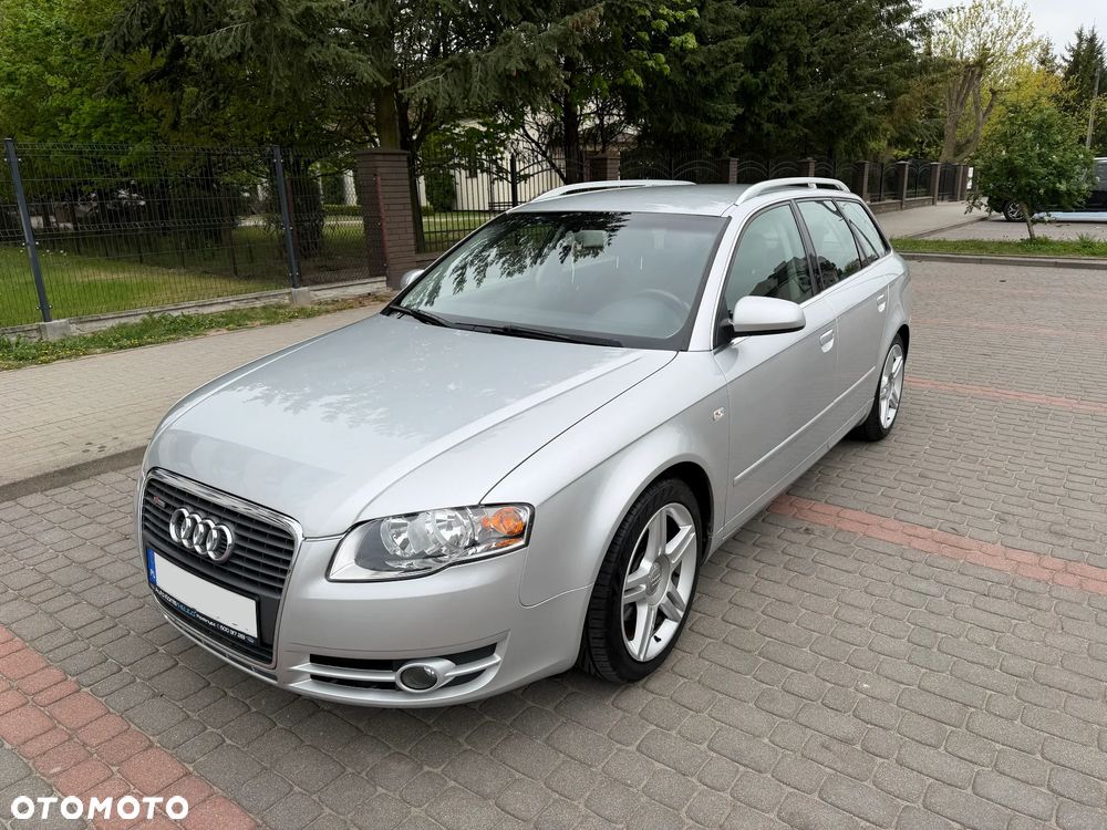 Audi A4 Avant 2.0 TDI - 1