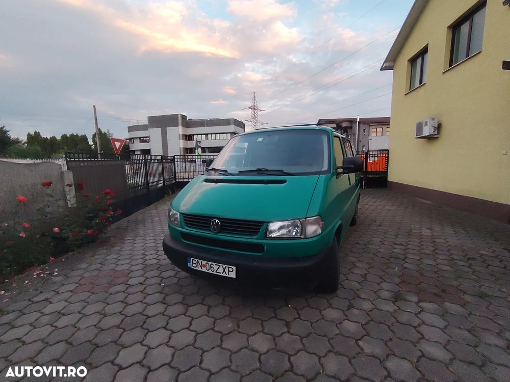 Volkswagen Multivan - 1