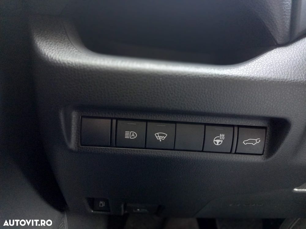 Toyota RAV4 2.5 VVT-iE 4x4 Luxury - 26