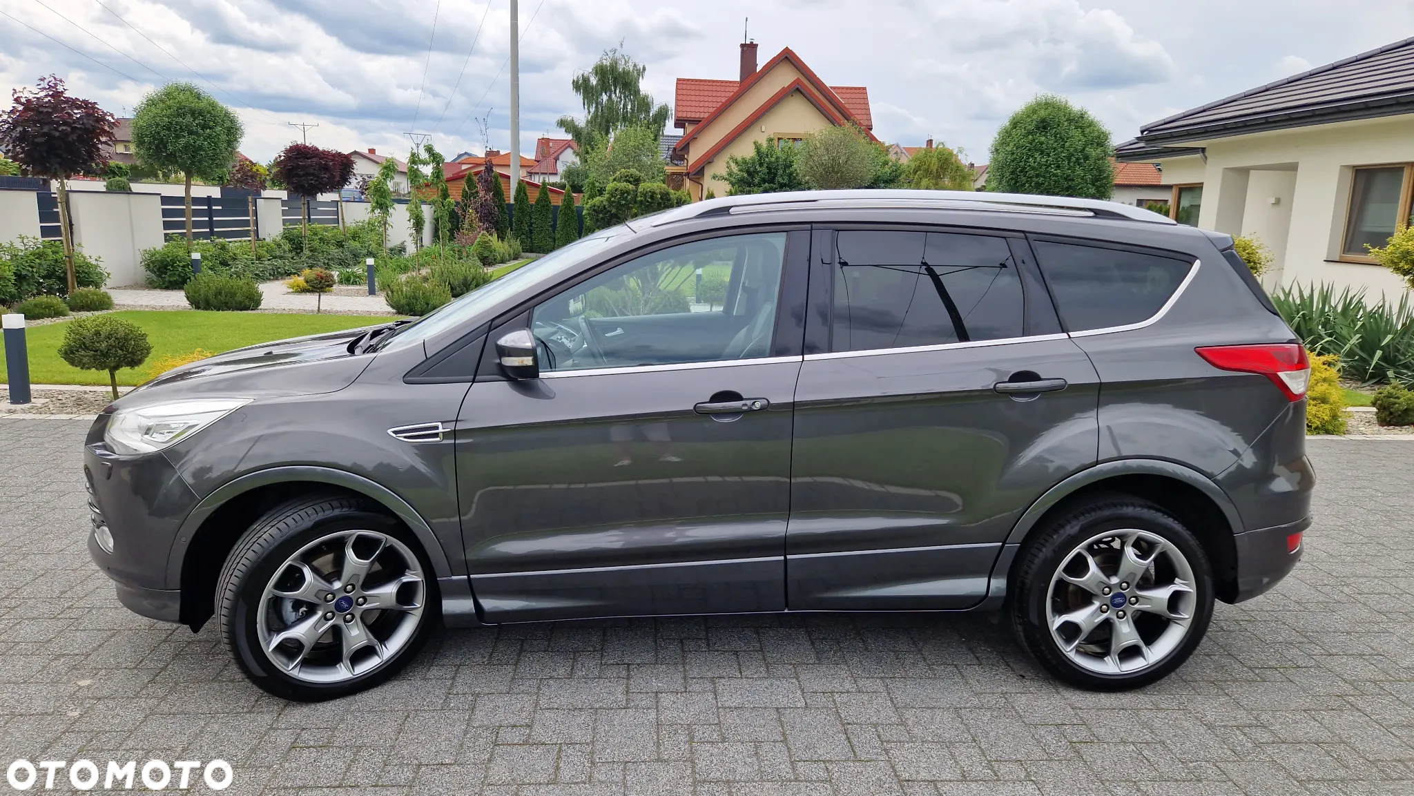 Ford Kuga 2.0 TDCi 4WD Titanium Plus - 2