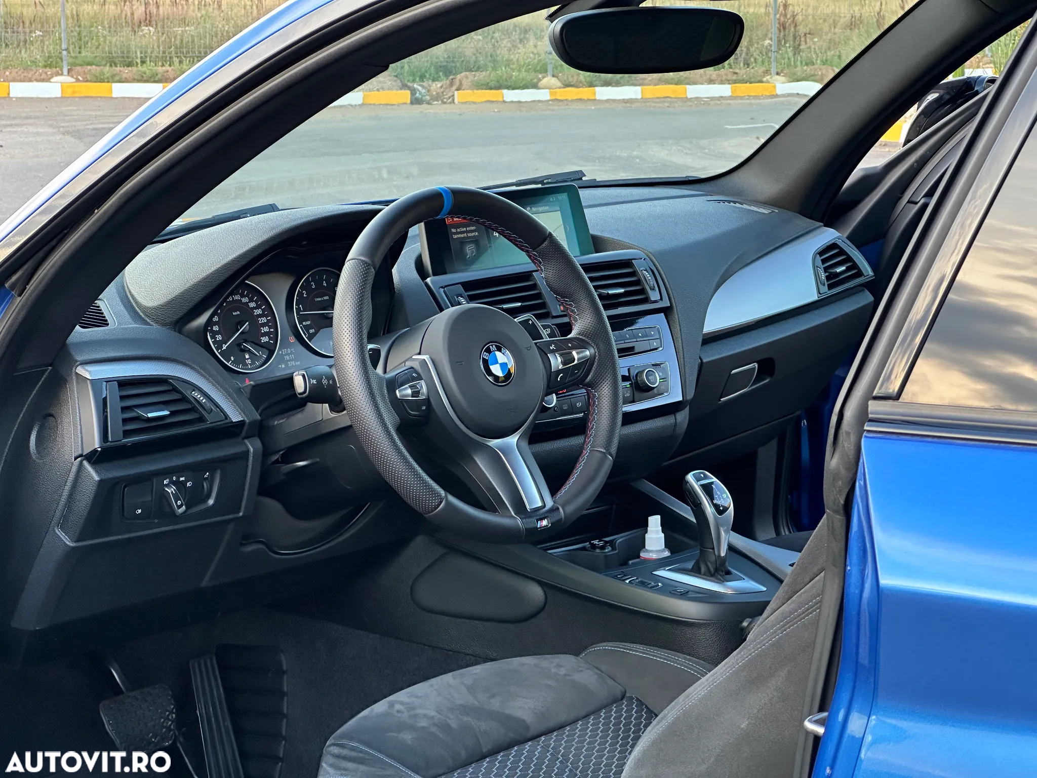 BMW M2 M235i xDrive AT - 25