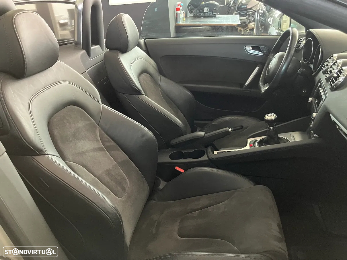 Audi TT Roadster 2.0 TFSi - 17