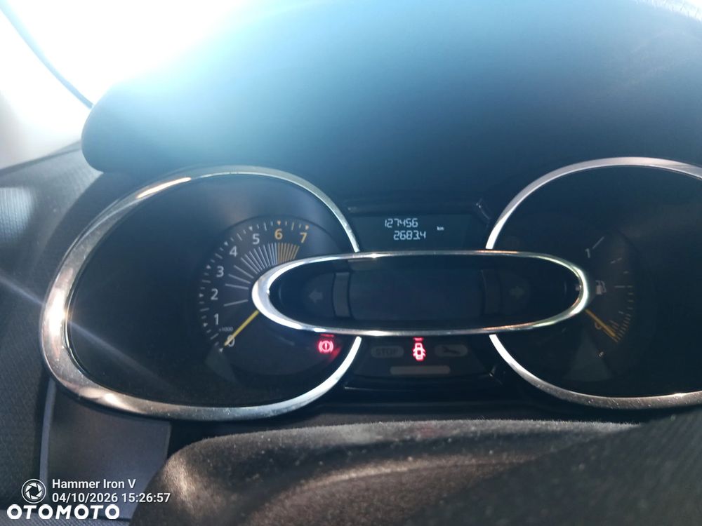 Renault Clio - 8