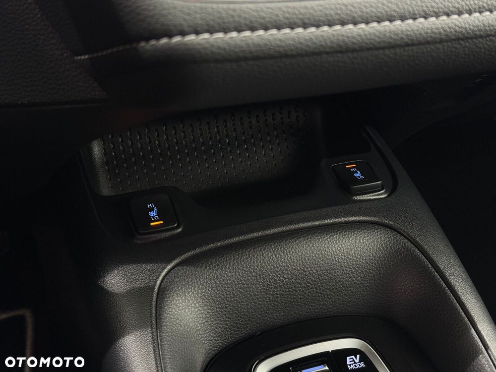 Toyota Corolla 1.8 Hybrid Comfort - 25