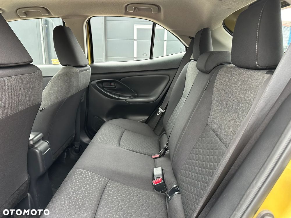 Toyota Yaris Cross Hybrid 1.5 Comfort - 32