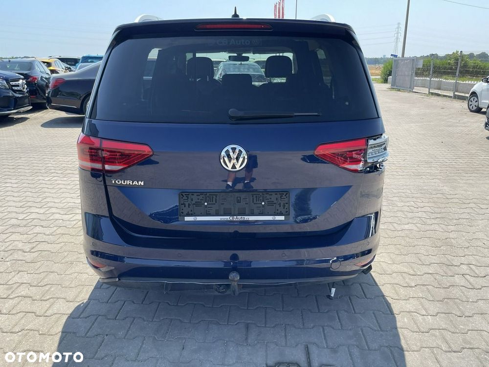 Volkswagen Touran 1.5 TSI EVO Trendline DSG - 2
