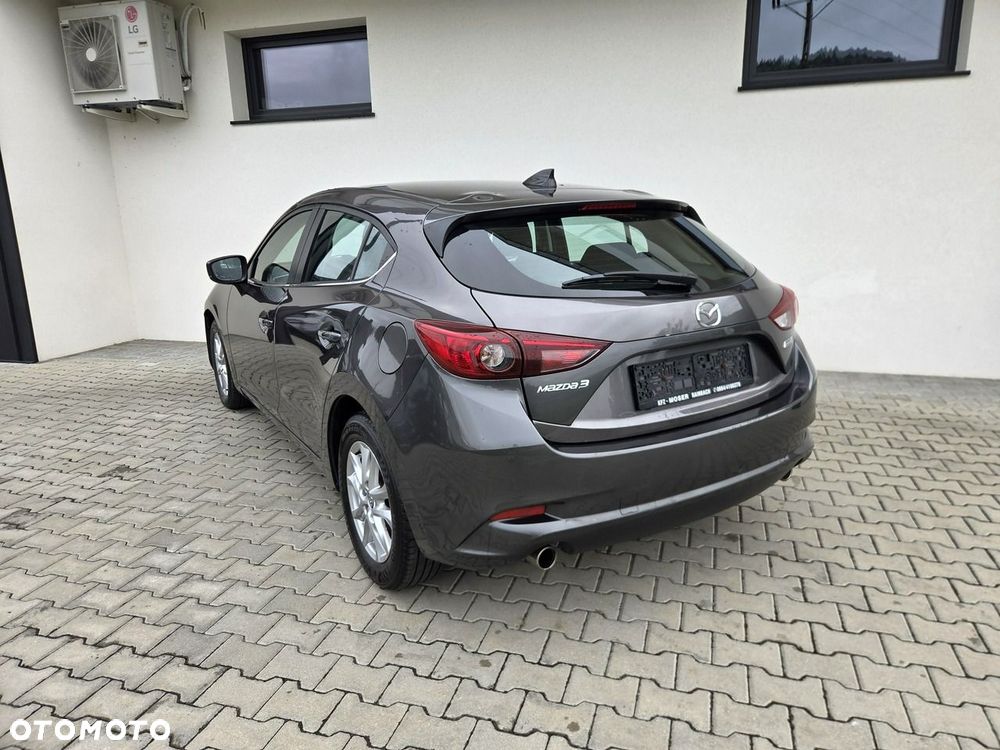 Mazda 3 - 4