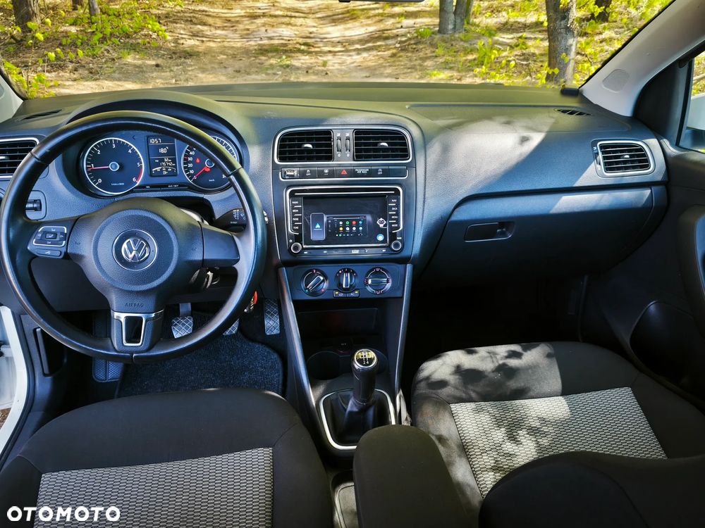 Volkswagen Polo - 36