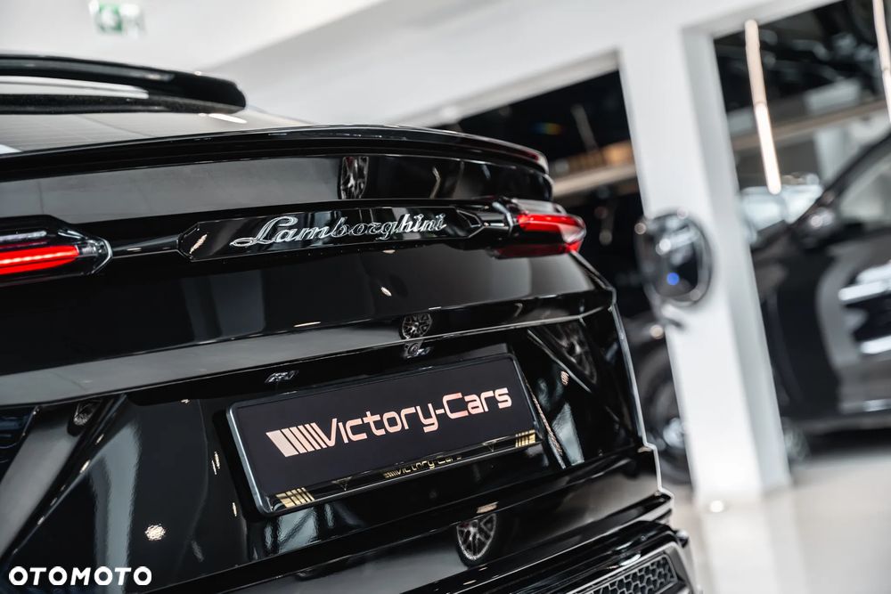 Lamborghini Urus - 5